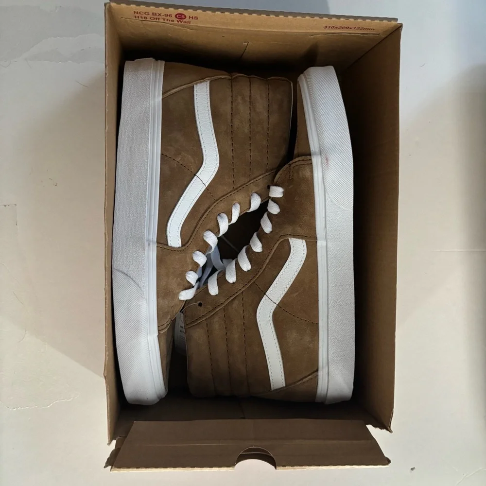 NEW Vans Suede Sk8-hi Men's shoes **CUT BOX**